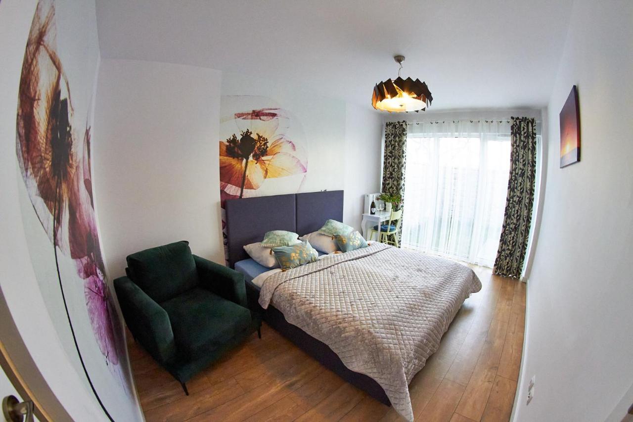 Apartamentyprzymorzu Baltycki Z Miejscem Postojowym I Ogrodkiem Колобжег Экстерьер фото