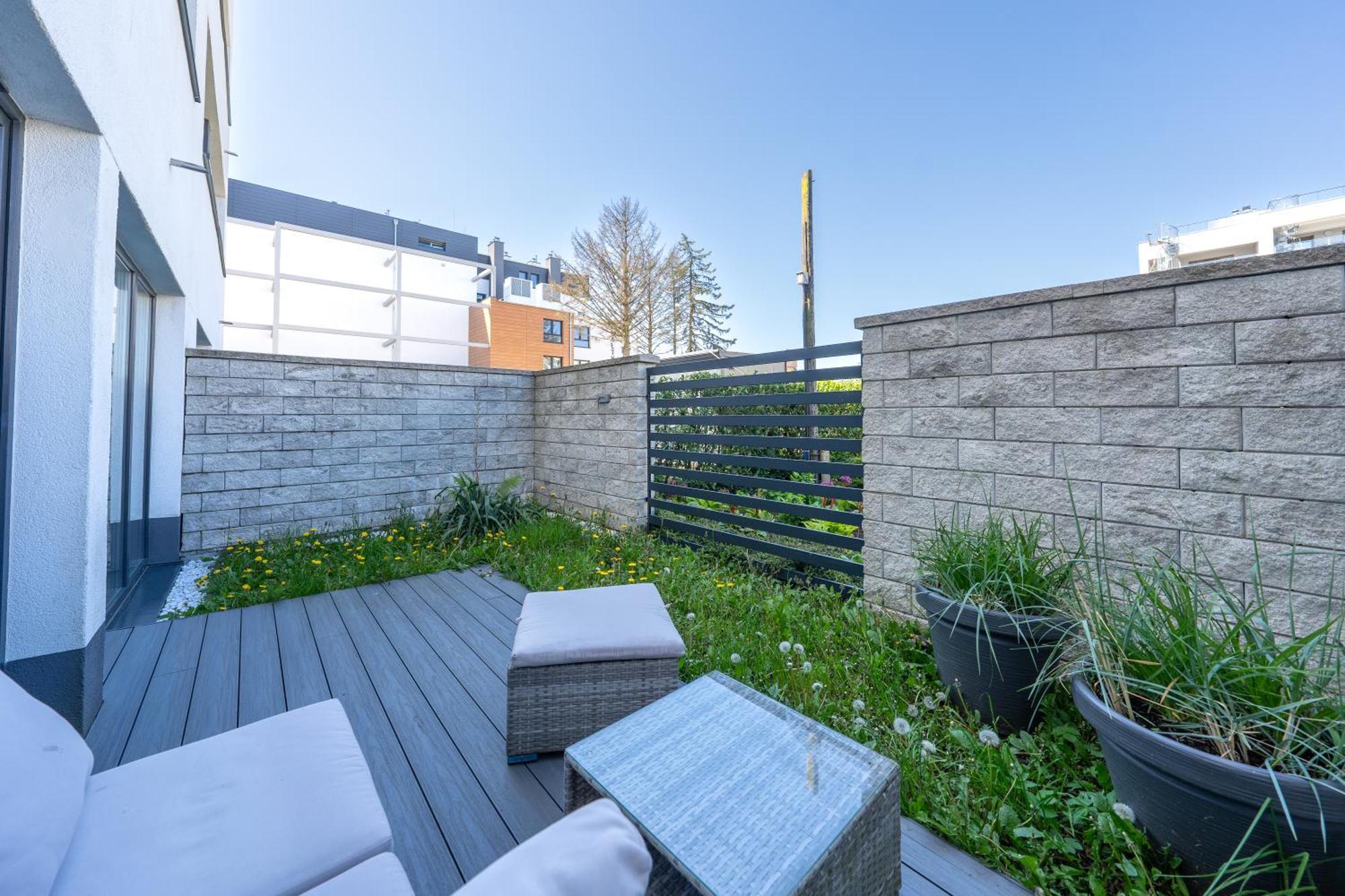 Apartamentyprzymorzu Baltycki Z Miejscem Postojowym I Ogrodkiem Колобжег Экстерьер фото